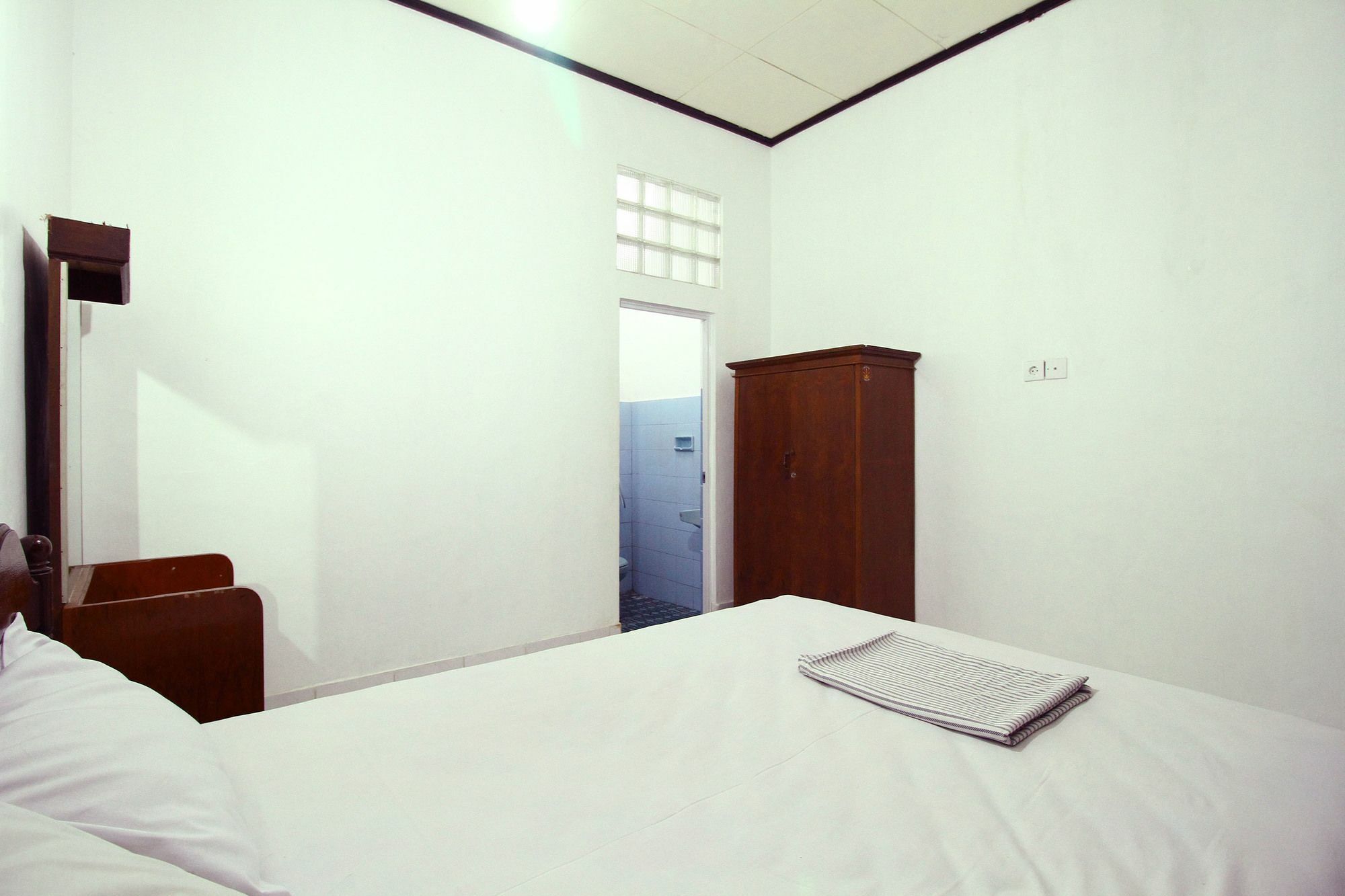Dua Dara Inn Kuta Legian  Exterior photo